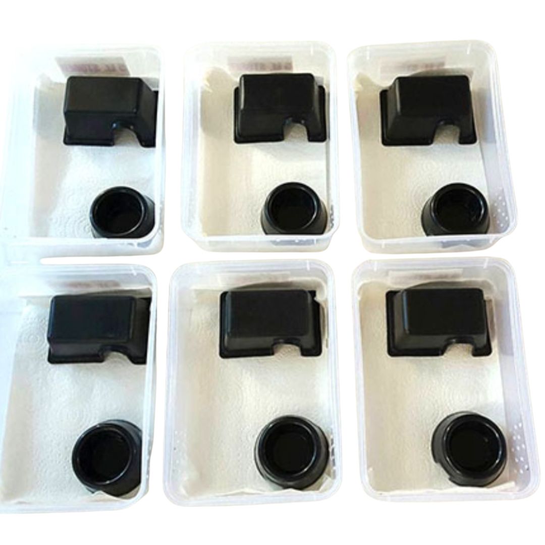 Breeder Hide - Small