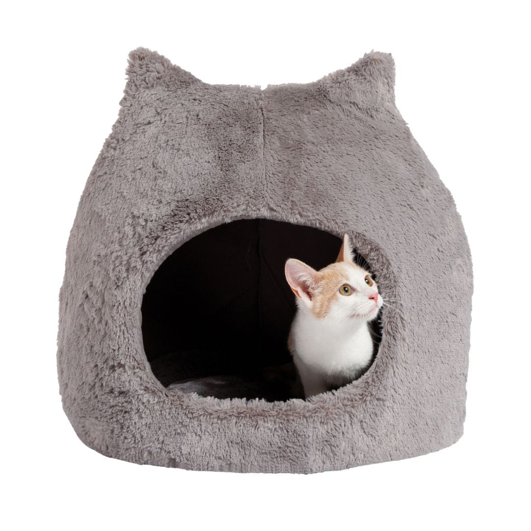 Best Friends by Sheri Meow Hut Fur Bed