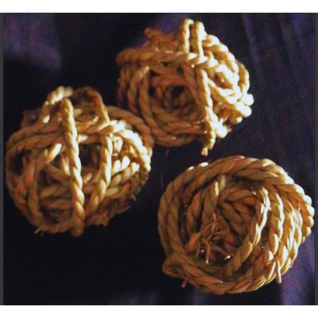 Seagrass Ball