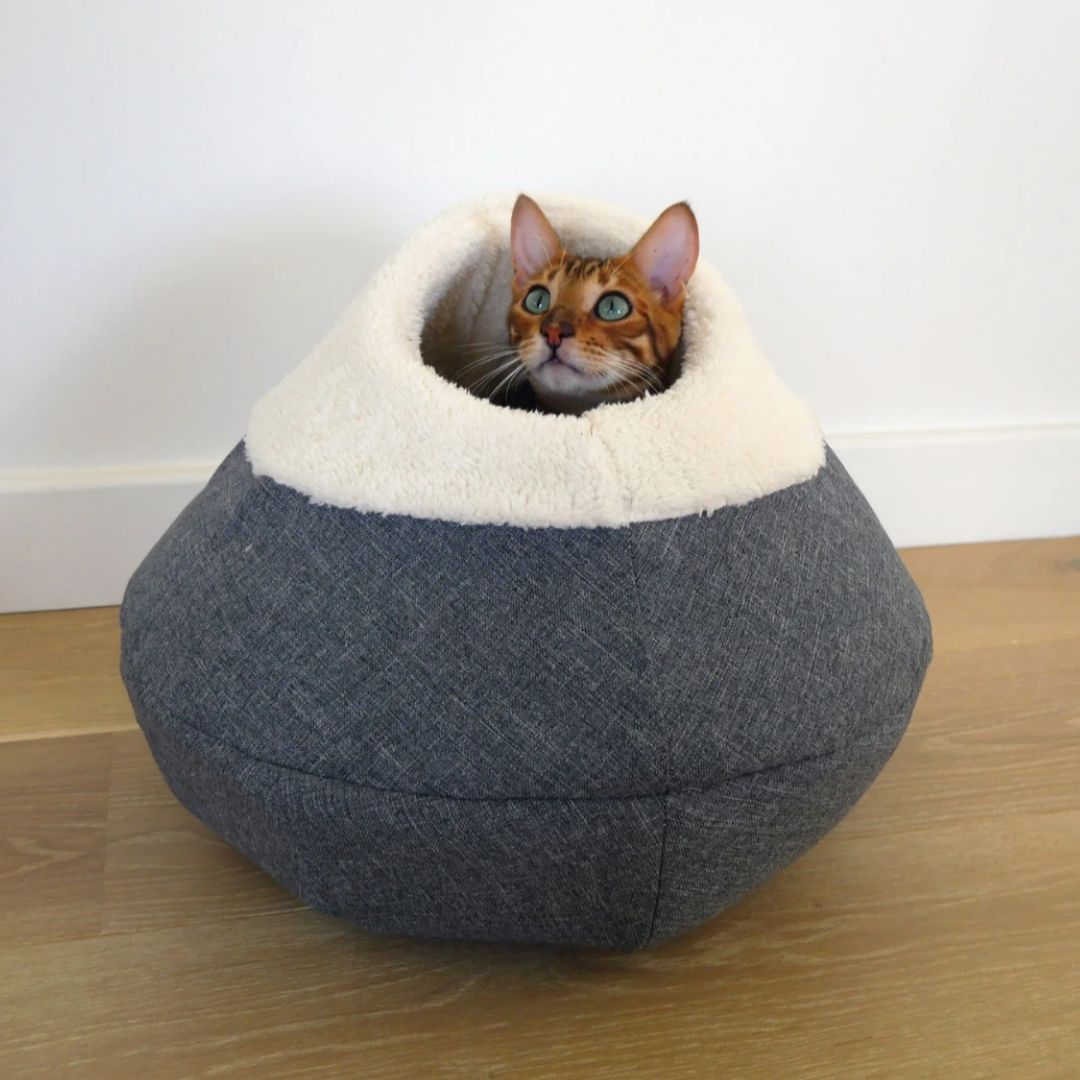 Rosewood Round Cosy Plush Cat Cave (40cm x 40cm)