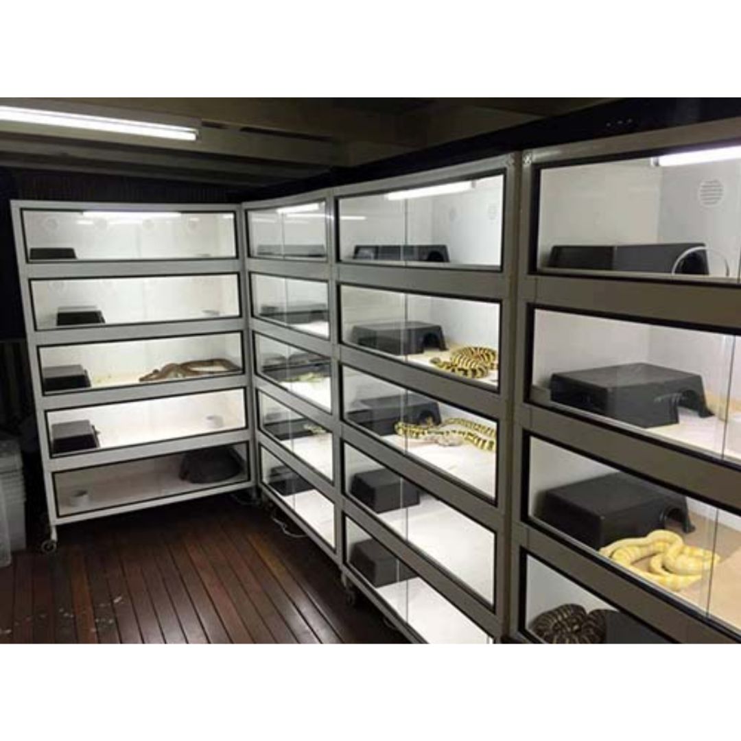 Breeder Hide - X-Large